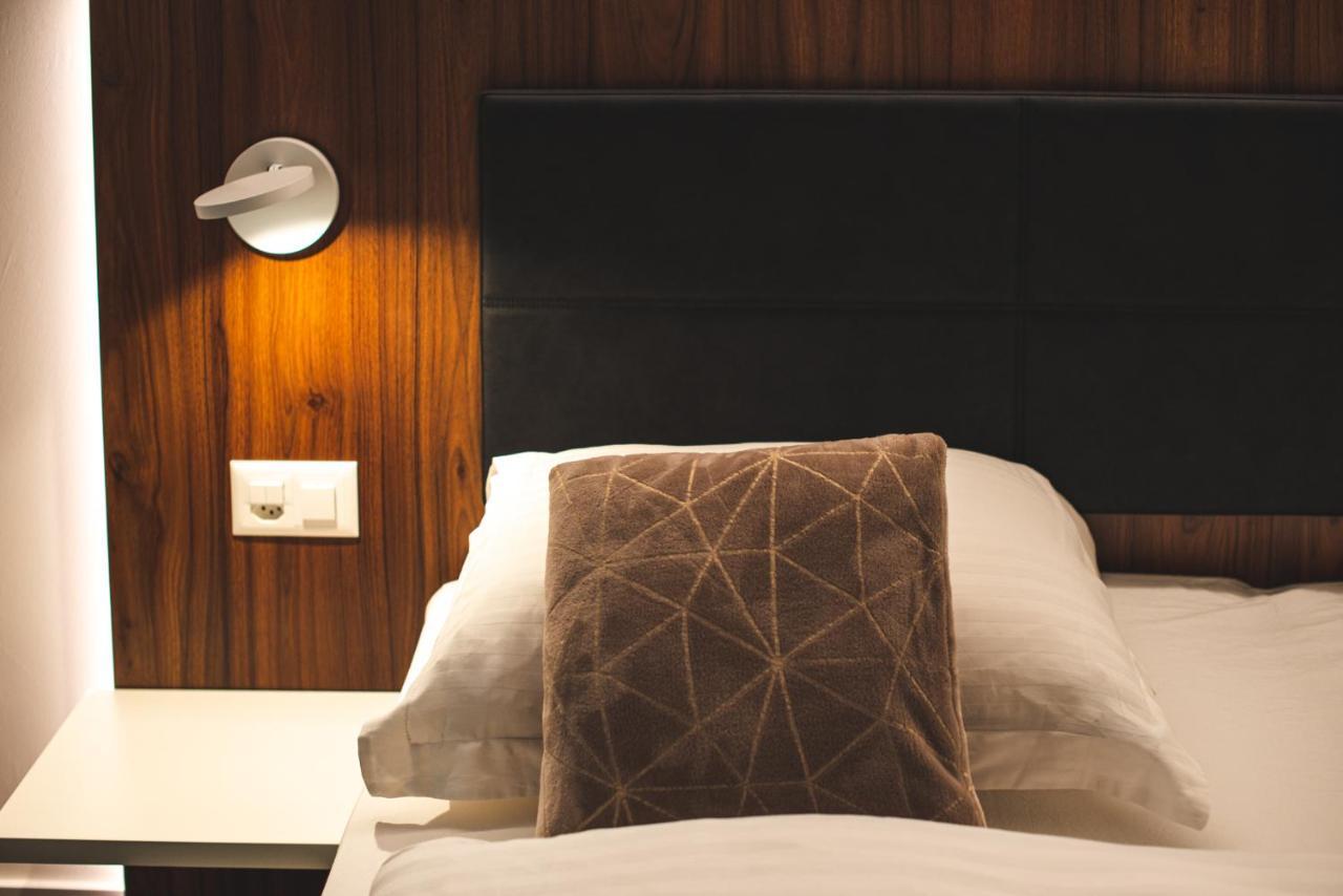 Central & Elegant Apartments,Partially With Fireplace, By Zermatt Rental Ngoại thất bức ảnh